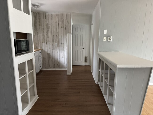 Photo - 5907 Cessna Dr