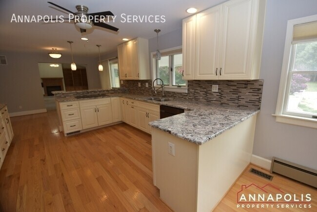 Photo - 7809 Locust Wood Rd