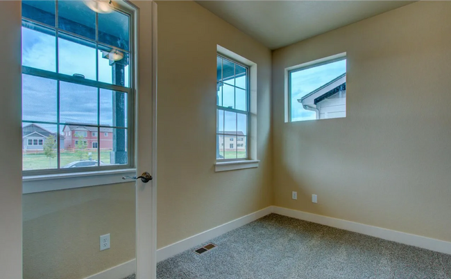 Photo - Gorgeous 4 Bed, 3.5 Bath Home | 3,100+ Sq ...