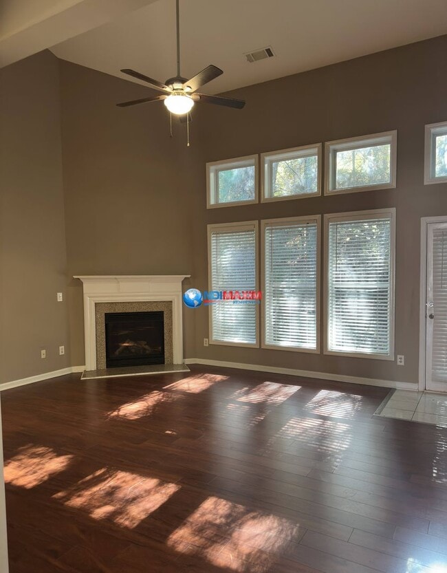 Photo - Large 4-bedroom house in the SECKINGER cluster in Buford