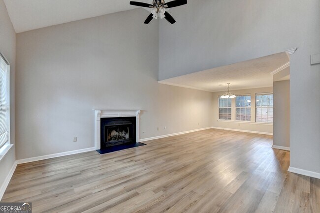 Photo - 2115 Glynmoore Dr