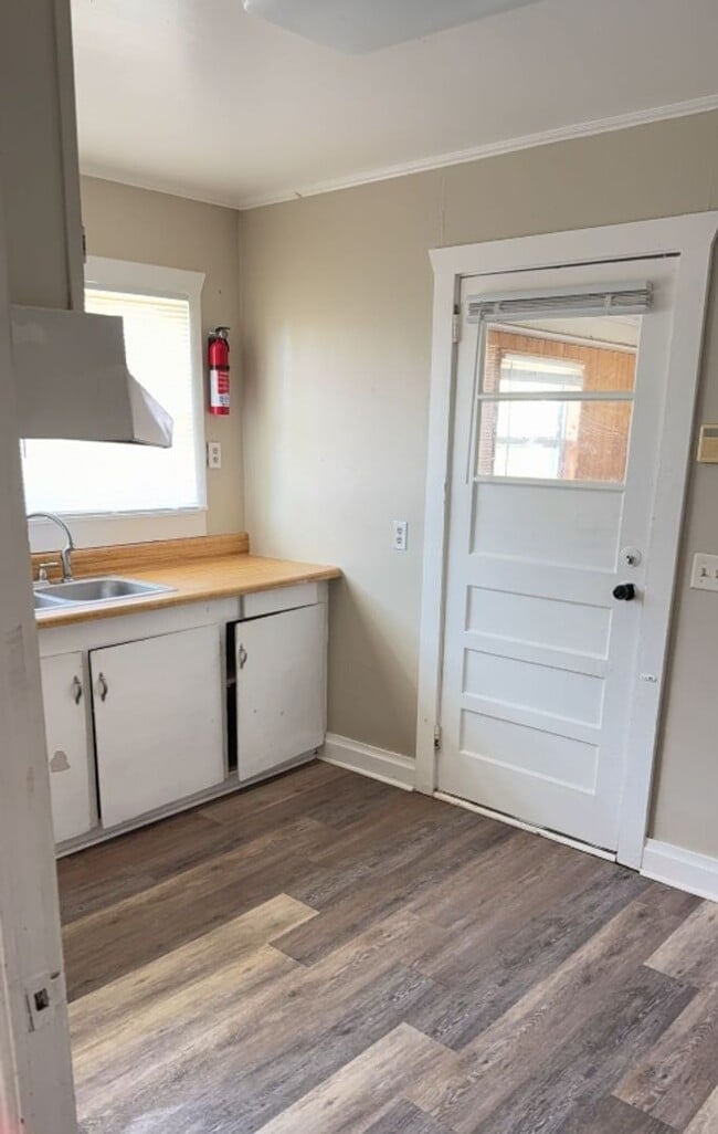 Photo - 3 Bed/1 Bath House
