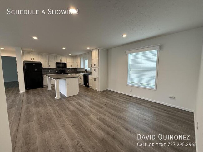 Photo - 6249 Roosevelt-