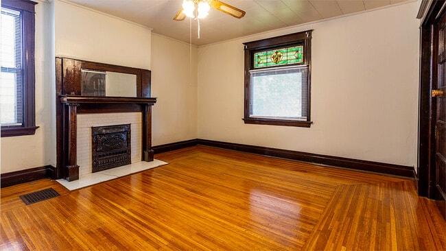 Sala de estar - 532 Riddle Rd Unidad Apt. 1