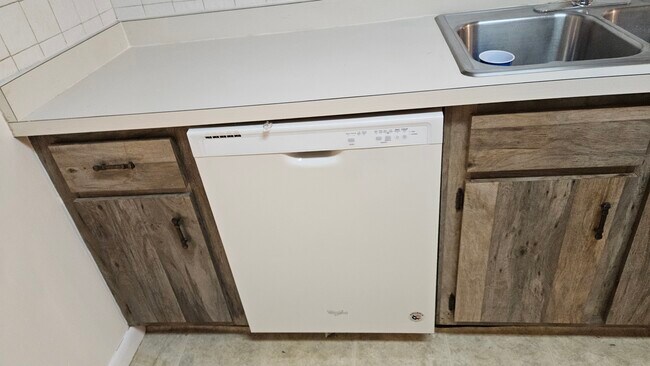 Photo - 5327 NW 11th St