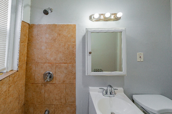 Photo - 22 Warren St Unit 14