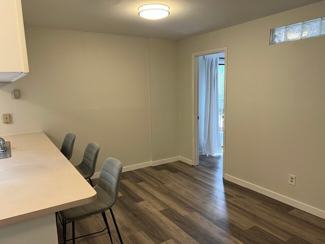 Photo - 1200 College Ave Unit 104