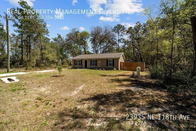 Photo - 23935 NE 118th Ave