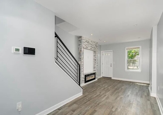 Photo - Stylish, Renovated Home Near Downtown Balt...