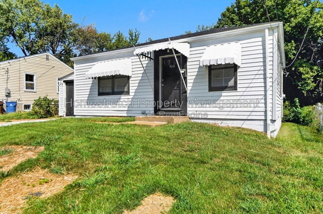 426 Plaza Ave