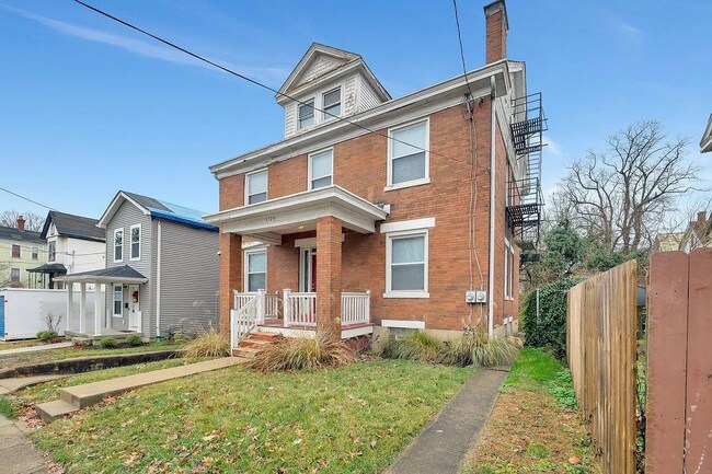 1 - 1729 Holloway Ave Unit 1