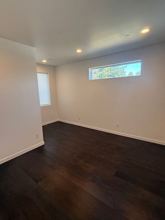 Photo - Stunning 4-bedroom, 3-bathroom home