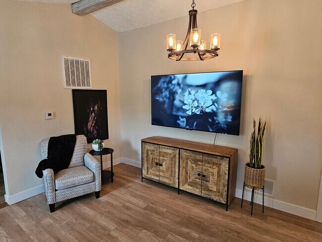 5941 Princeton Glendale Rd