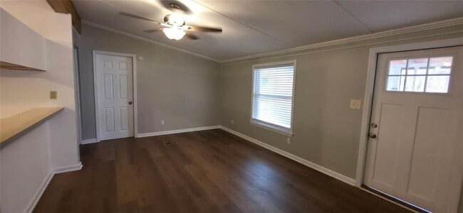 Photo - 37 Spring Branch Dr