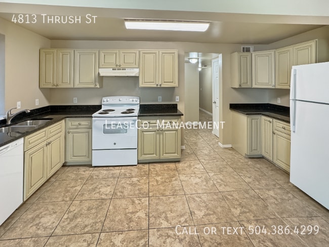 Photo - 4813 Thrush St