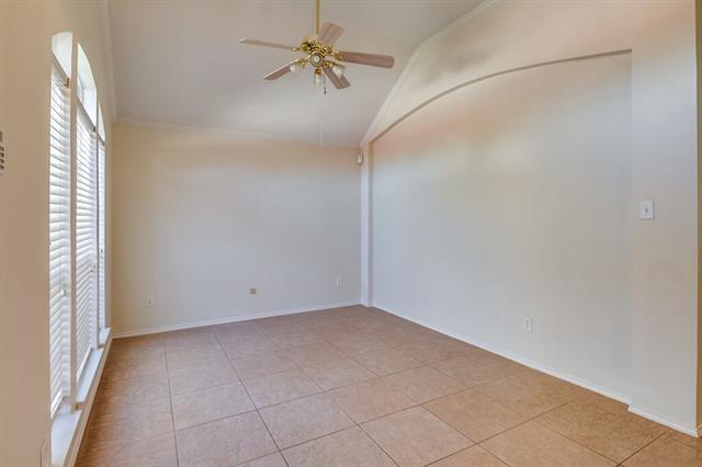 Photo - 1304 Meredith Dr