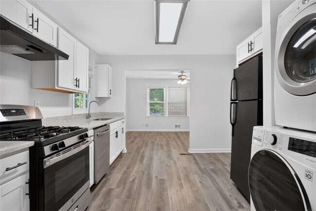 Photo - 862 Slaton St