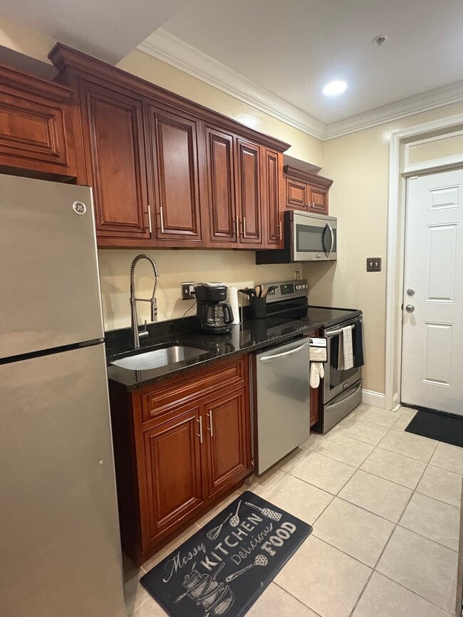 Cocina - 5020 C St SE Unidad C Street SE