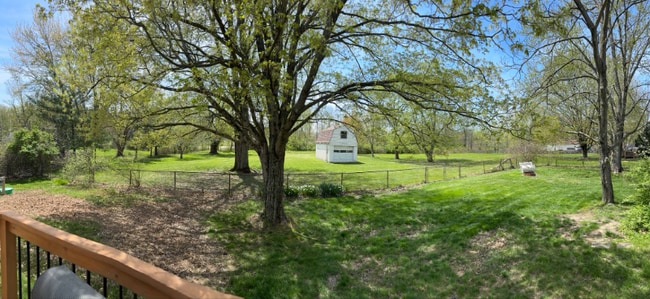 Photo - 8011 Morse Rd