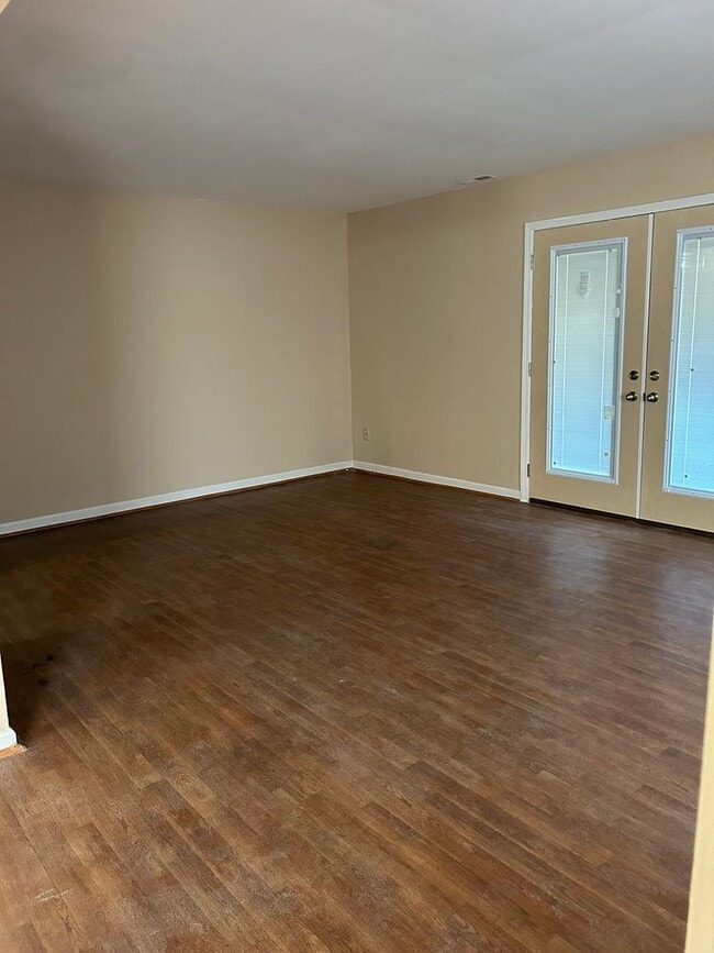 Photo - Town House- Rocky Mount