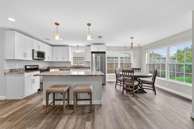 Photo - 1472 Byram Dr