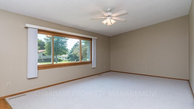 Photo - MULTI-LEVEL 3 BD, 2 BA HOUSE WITH FENCED IN YARD, DOUBLE ATTACHED GARAGE, SHED, MURPHY BED, 3 FAM...