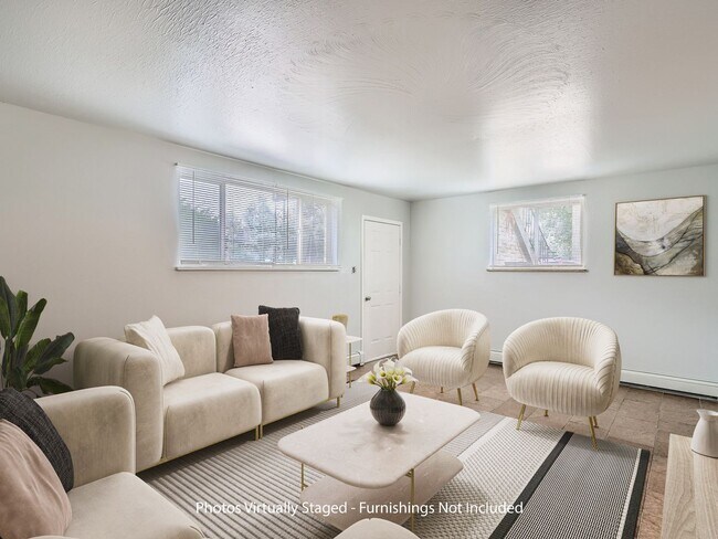 Photo - 1738 Boston Street