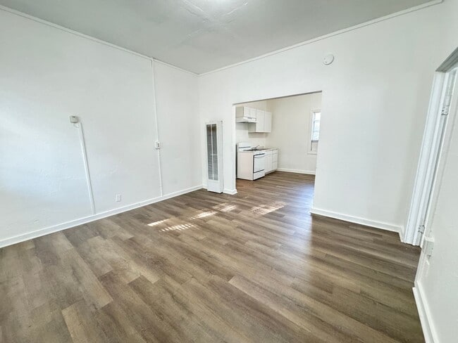 Photo - Second St Unidad 291 Second St