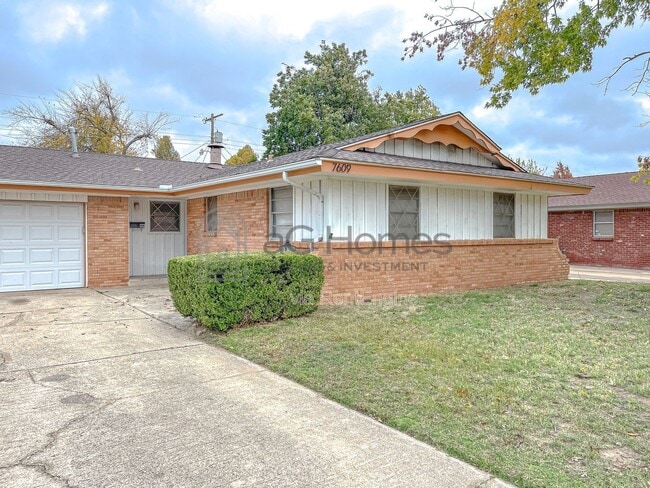 Photo - 7609 NW 28th St