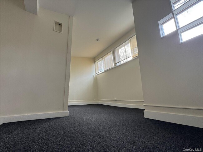 Photo - 47 Tinker St Unit 1