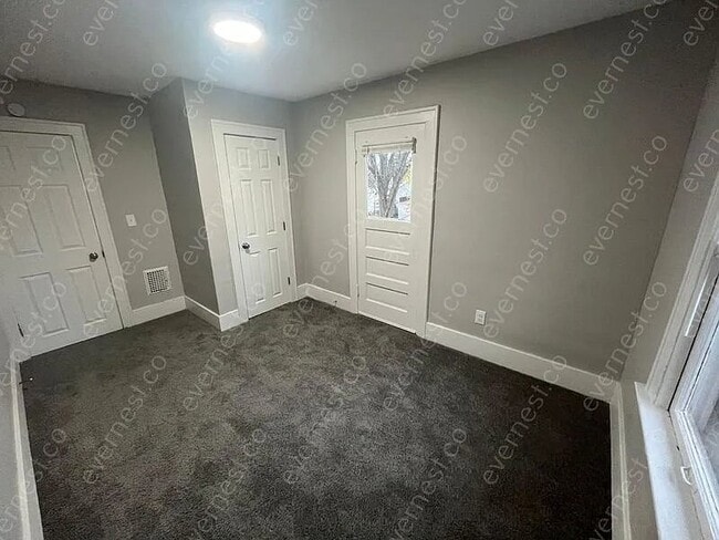 Photo - 3633 Almeda Dr