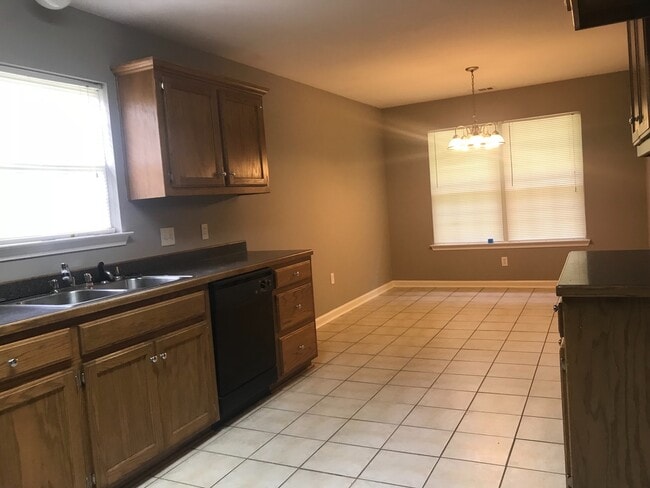 Photo - 230 Autumnwood Drive