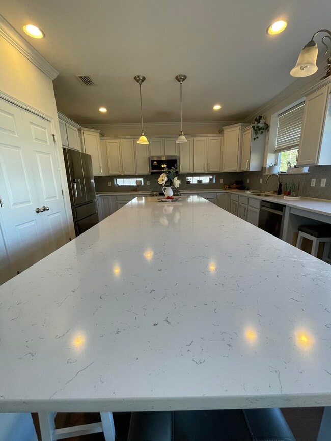 Photo - 860 Solimar Way