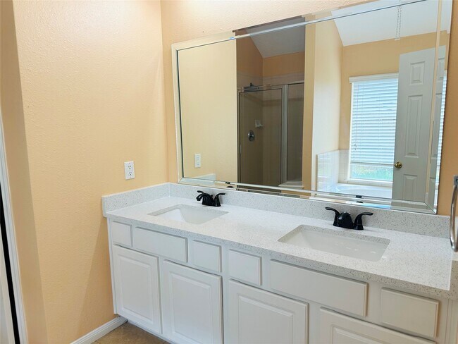 Photo - 20506 Rainstone Ct