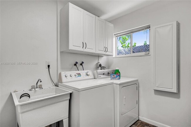 Photo - 6421 NE 22nd Ave