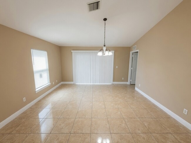 313A Melissa Dr