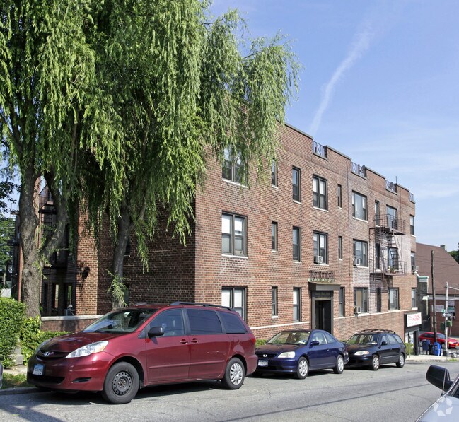 75 Lee Ave - 75 Lee Ave