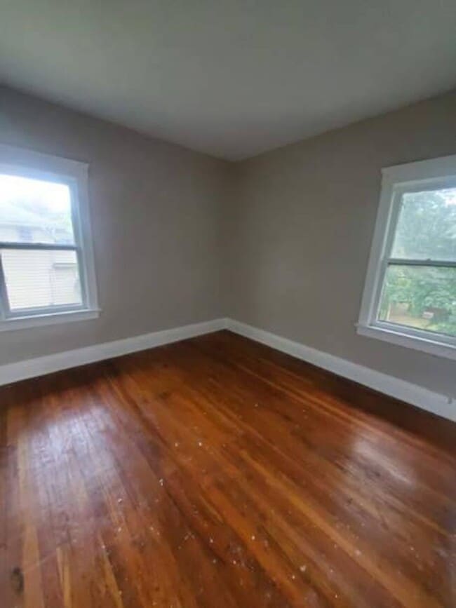 Photo - Charming 3-Bedroom Property in Prime Location (SECTION 8 VOUCHERS ACCEPTED)