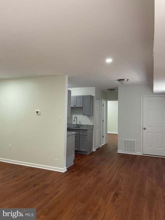 5402 85th Ave Unit 204
