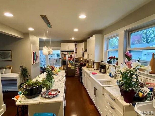 Photo - 439 Alma Ave