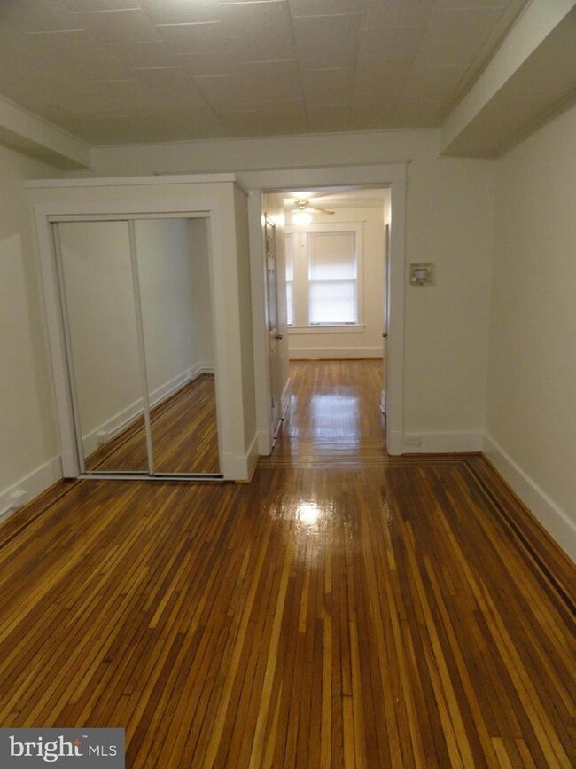 439 Quincy St NW Unit 1
