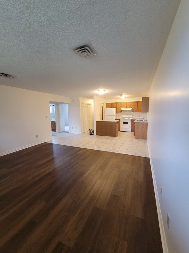 Photo - 385 Westwood Dr Unit 1