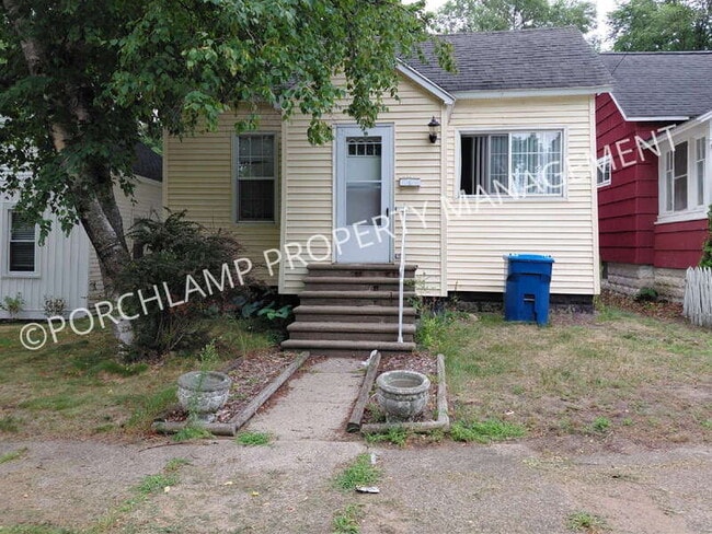 Building Photo - 2121 Harrison Ave Rental