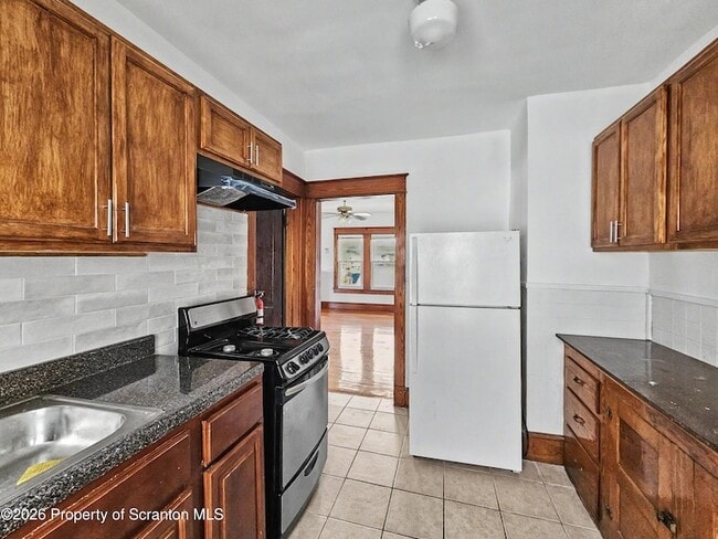 Photo - 852 N Rebecca Ave Unit 2nd fl