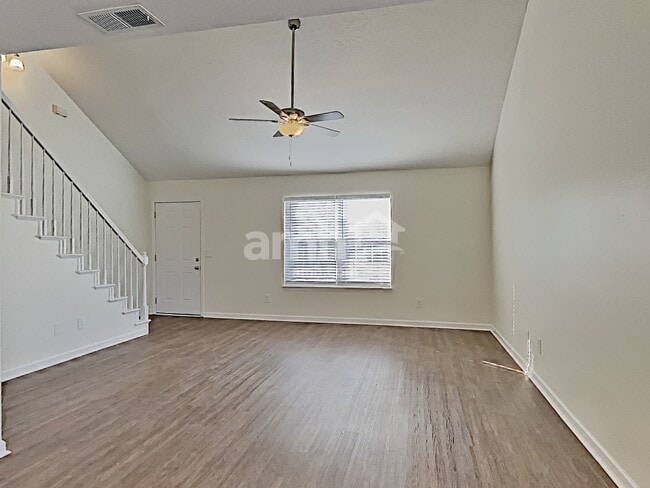 Photo - 626 Mable Dr