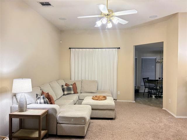 Photo - 913 Tourmalin Dr