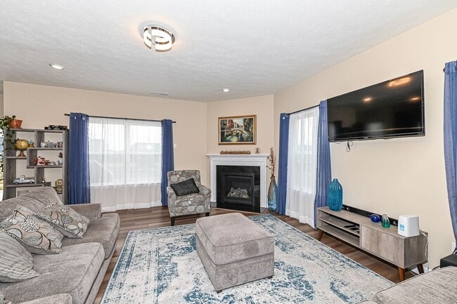 Photo - 16406 Taconite Dr