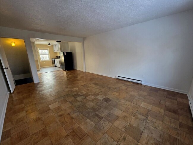 Photo - 38 Maxwell Dr