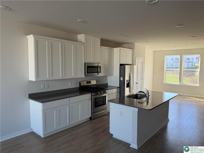 Photo - 4960 Brookside Ct