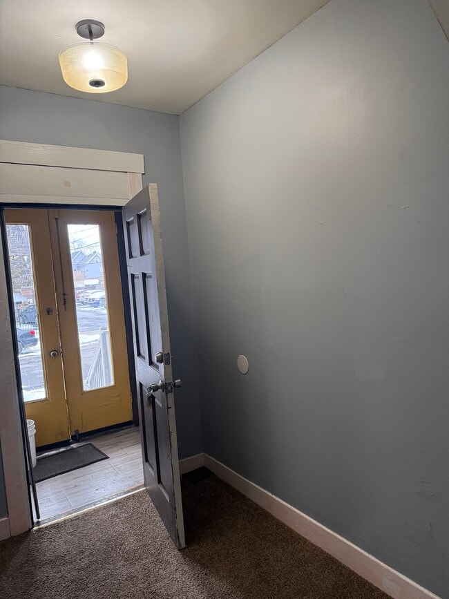 143 Rowe St Unit 2nd floor 143 Rowe St